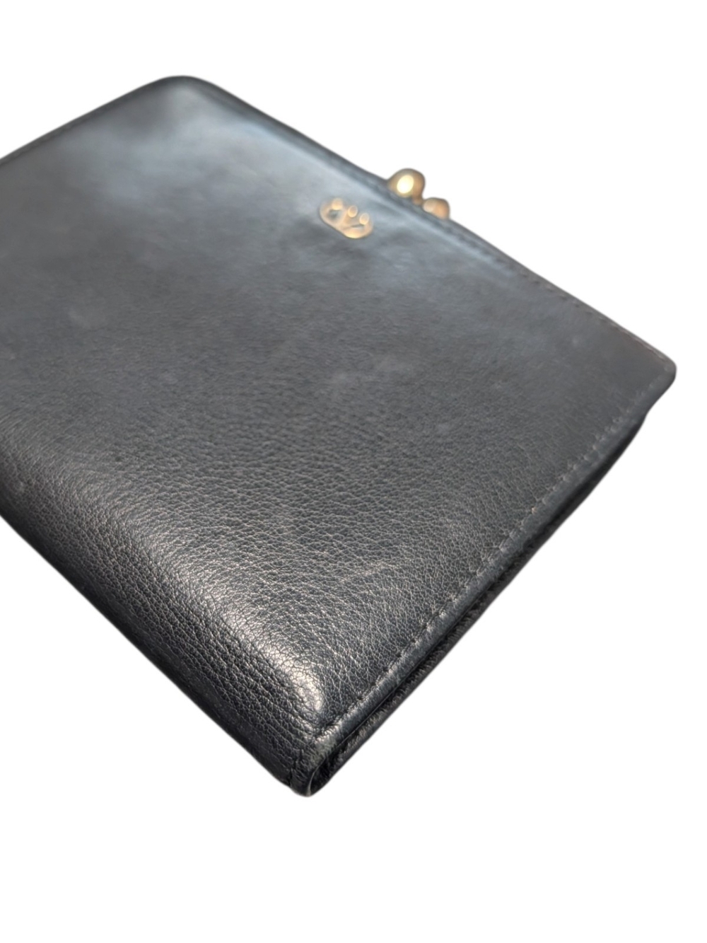 Valentino Garavani Black Calf Skin Leather Kiss Lock Compact Wallet - Picture 7 of 8